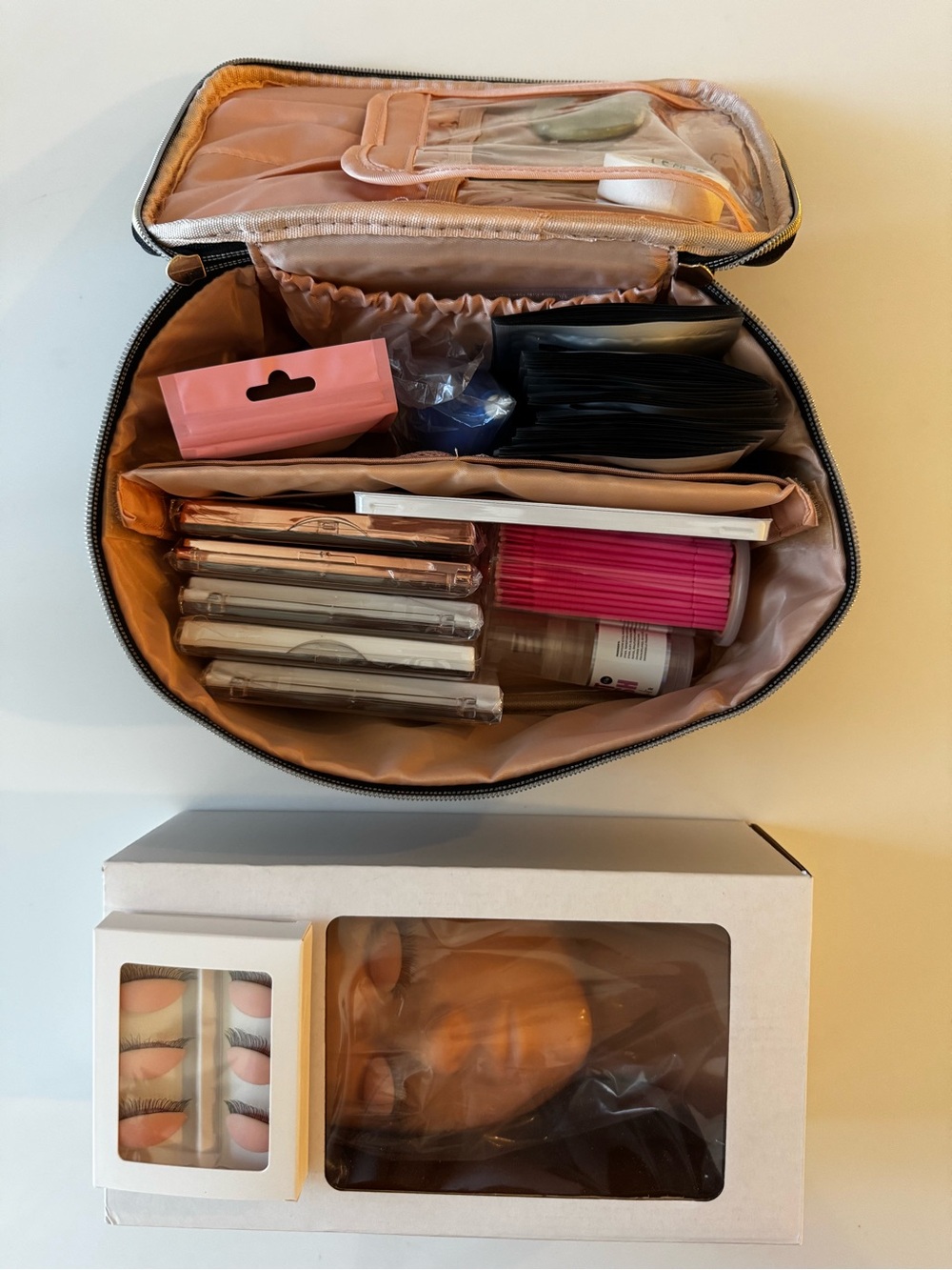 Lash Organizer Bag and some tools for lashes extensions kit -